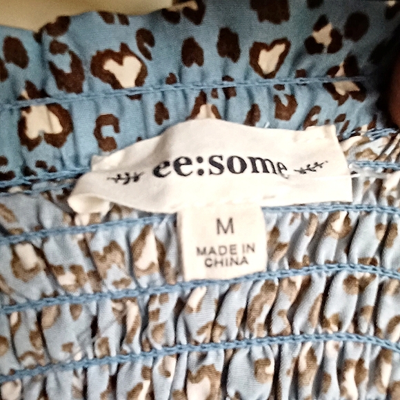 EE:SOME Smocked Leopard Heart Off Shoulder Puff Sleeve Top NWT - Picture 9 of 12